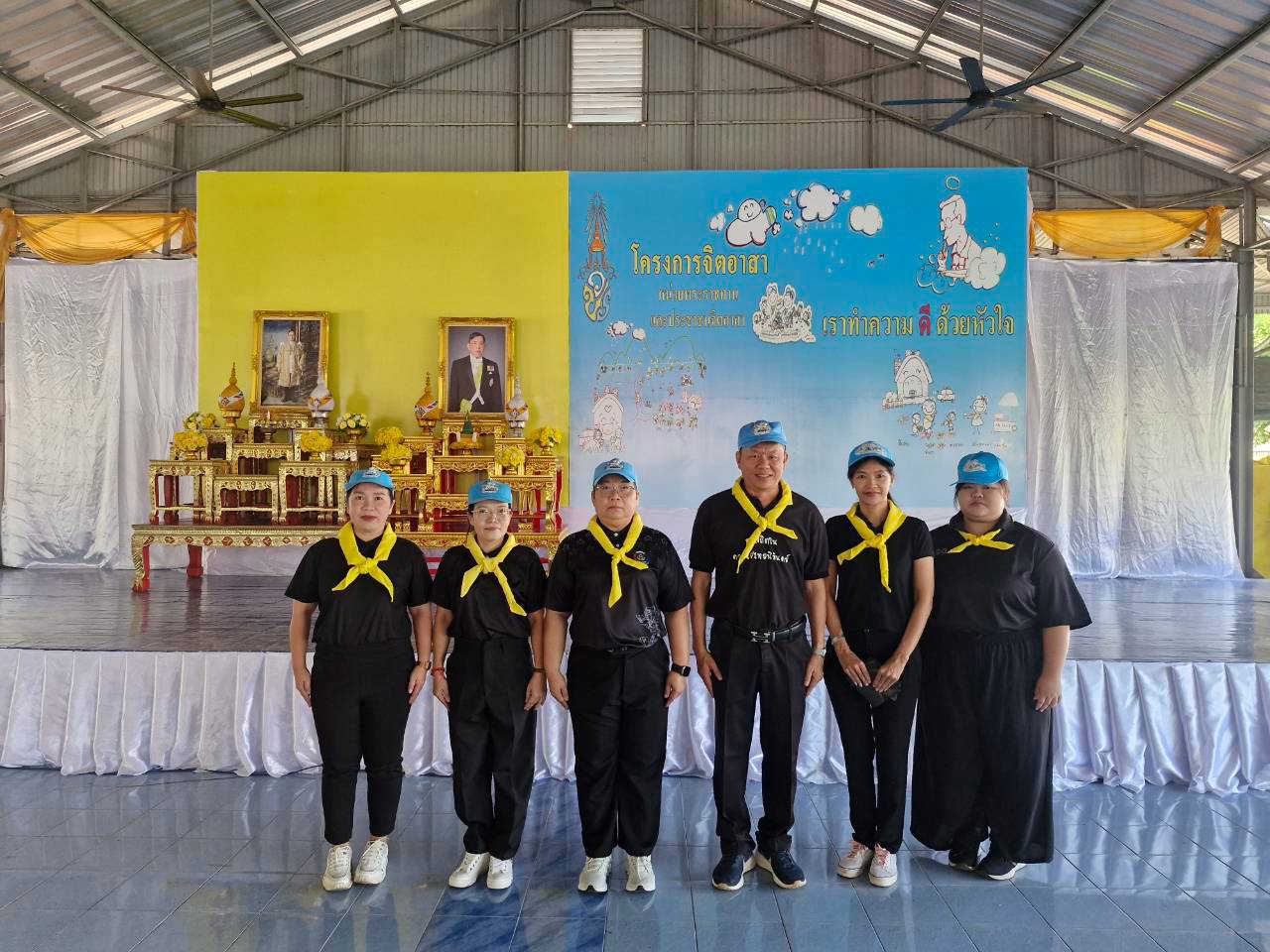 พช. ลำปาง ร่วมกิจกรรมจิตอาสาพัฒนา เนื่องในวันคล้ายวันสวรรคต พระบาทสมเด็จพระบรมชนกาธิเบศร มหาภูมิพลอดุลยเดชมหาราช บรมนาถบพิตร (วันนวมินทรมหาราช)